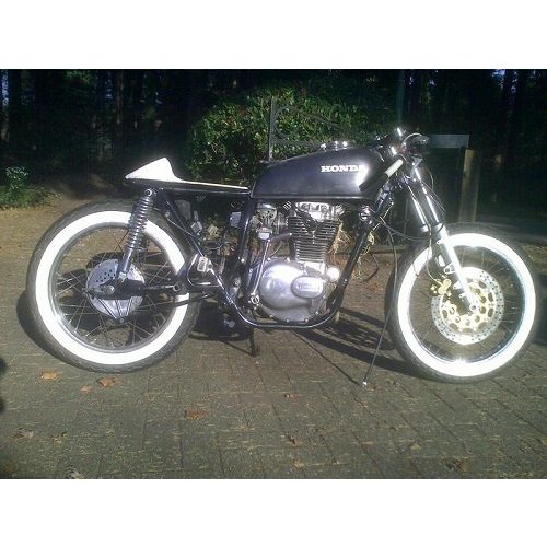 verzameling Melodrama Beweging White Wall Tyre Paint - CafeRacerWebshop.com