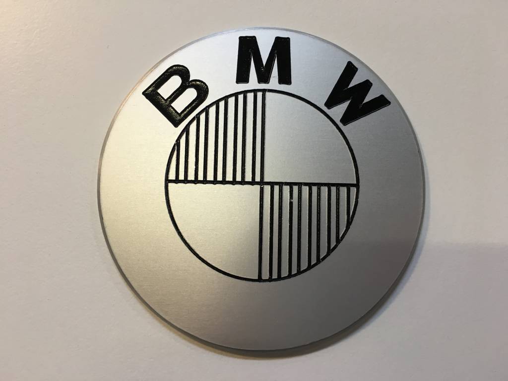 Handmade BMW 70MM Logos gebürstet Typ 3 - CafeRacerWebshop.de