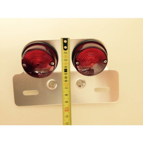 Emgo Rundes Cafe Style Doppel-Rücklicht mit Alu-Halterung, 12V Doppelfaden, 23/3W Lampe