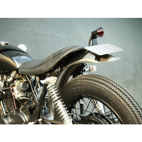 Emgo Zwart Atomic Achterlicht voor Cafe Racer-stijl motoren met scharnierbare bevestiging en geïntegreerd rem- en kentekenlicht