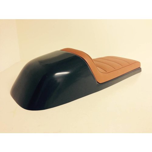 C.Racer Cafe Racer Seat Tuck N' Roll Stitch Bruin Type 32