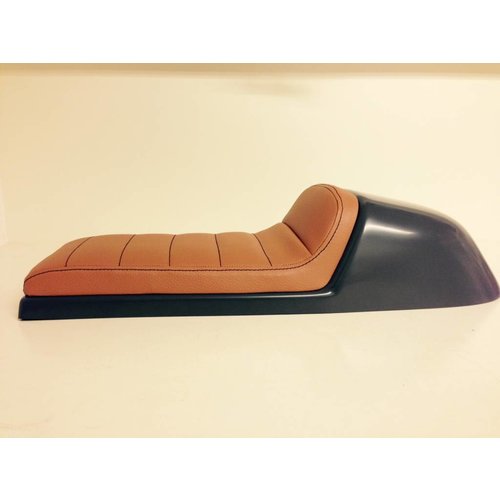 C.Racer Cafe Racer Seat Tuck N' Roll Stitch Bruin Type 32