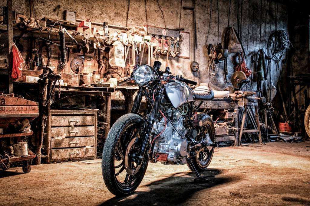 Dodelijk buitenspiegel gebonden Motorfietsen te koop - CafeRacerWebshop.com