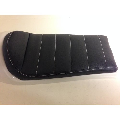 C.Racer Selle noir Café Racer Tuck N' Roll type 35