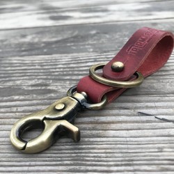 Porte-clés - Rouge cerise + or vieilli