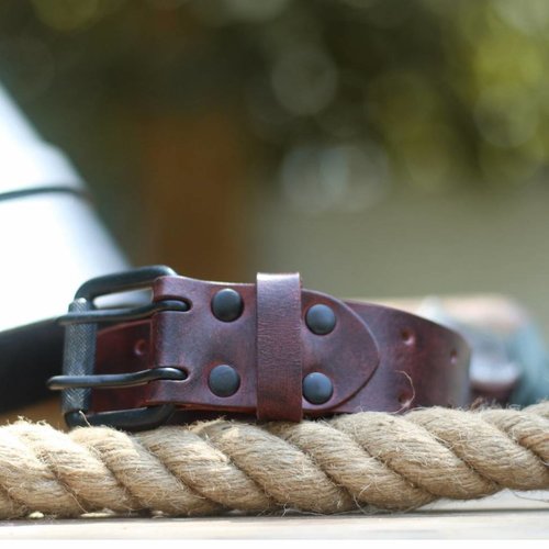 Trip Machine Riem - Cherry Red dubbele pin