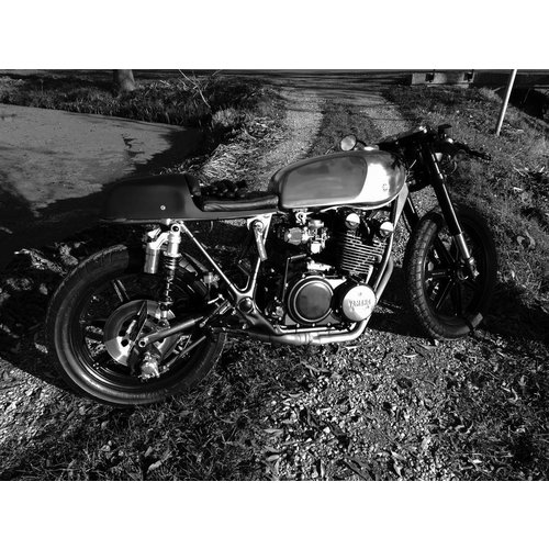 Yamaha XS 750