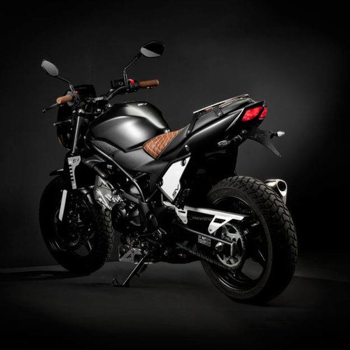 C.Racer Kennzeichenhalter schwarz Suzuki SV650