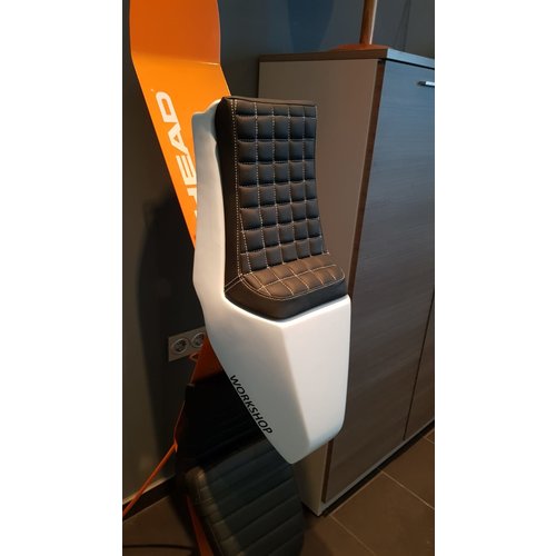 BMW K75 K100 Fibreglass Seat Mod10