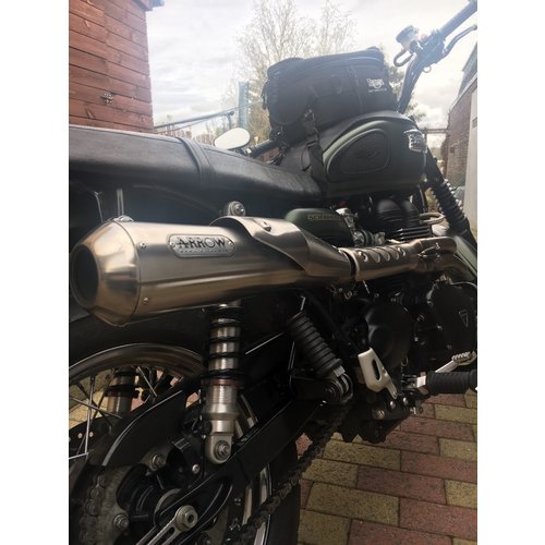 Triumph Scrambler 900 Khaki