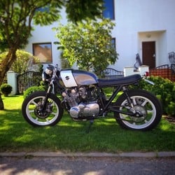 Suzuki GS 750