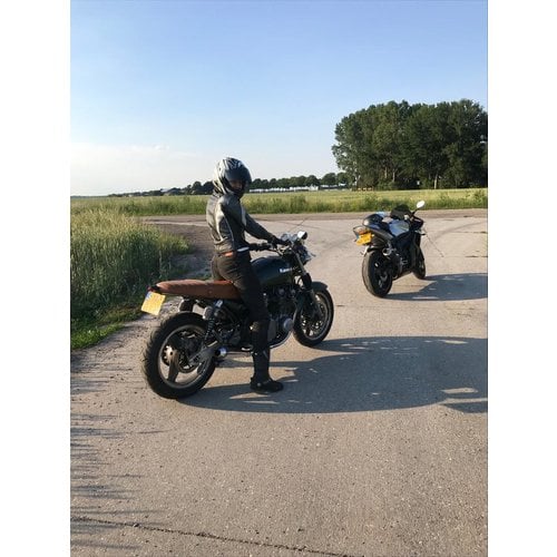 VERKOCHT!!! Kawasaki Zephyr 750 Brat / Caferacer