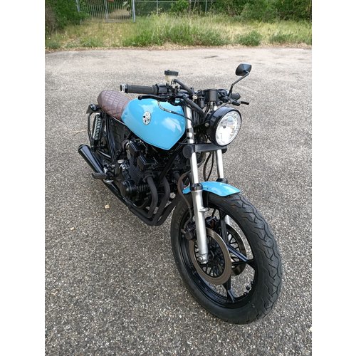 VERKAUFT: Suzuki GSX 400 F Bratstyle