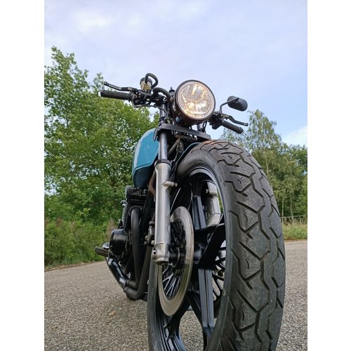 VENDU: Suzuki GSX 400 F Bratstyle