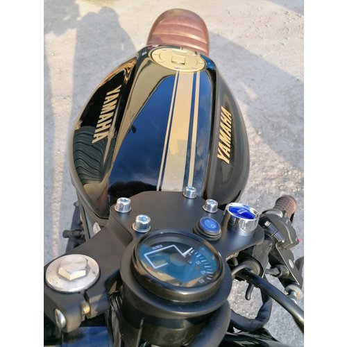 Yamaha Diversion 600 Cafe Racer