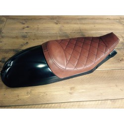 Selle chocolat Café Racer Diamond Triump Bonneville 2008 avec assise 51