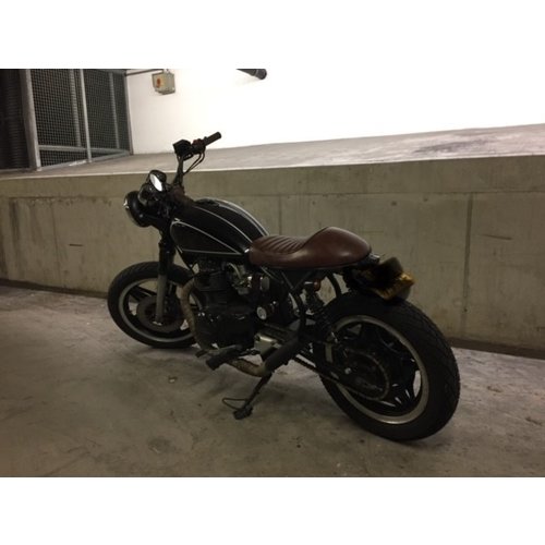 SOLD: Honda Caferacer CM400T