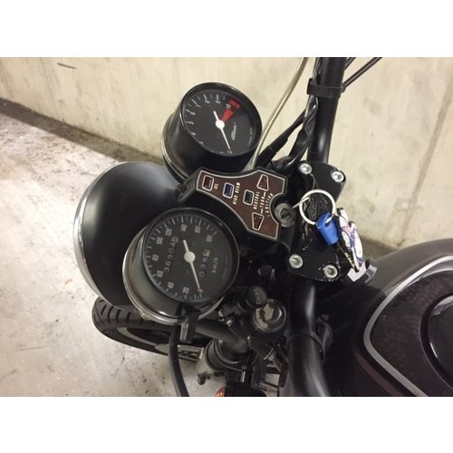 VERKAUFT: Honda Caferacer CM400T