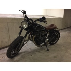 VERKAUFT: Honda Caferacer CM400T