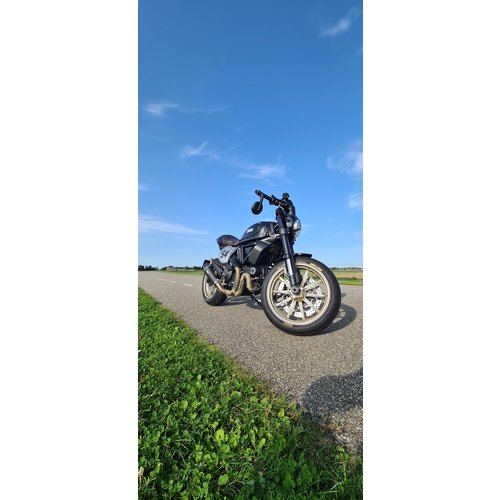 Ducati Scrambler Cafe Racer