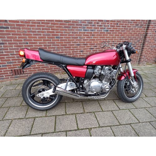 Suzuki GS750 streetfighter / cafe racer / restomod / custom