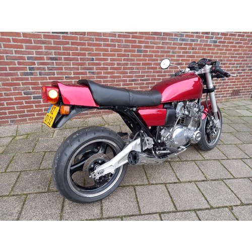 Suzuki GS750 streetfighter / cafe racer / restomod / custom