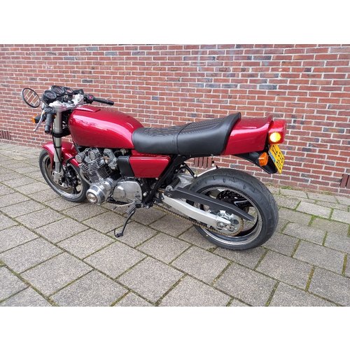 Suzuki GS750 streetfighter/ caferacer/ restomod / custom