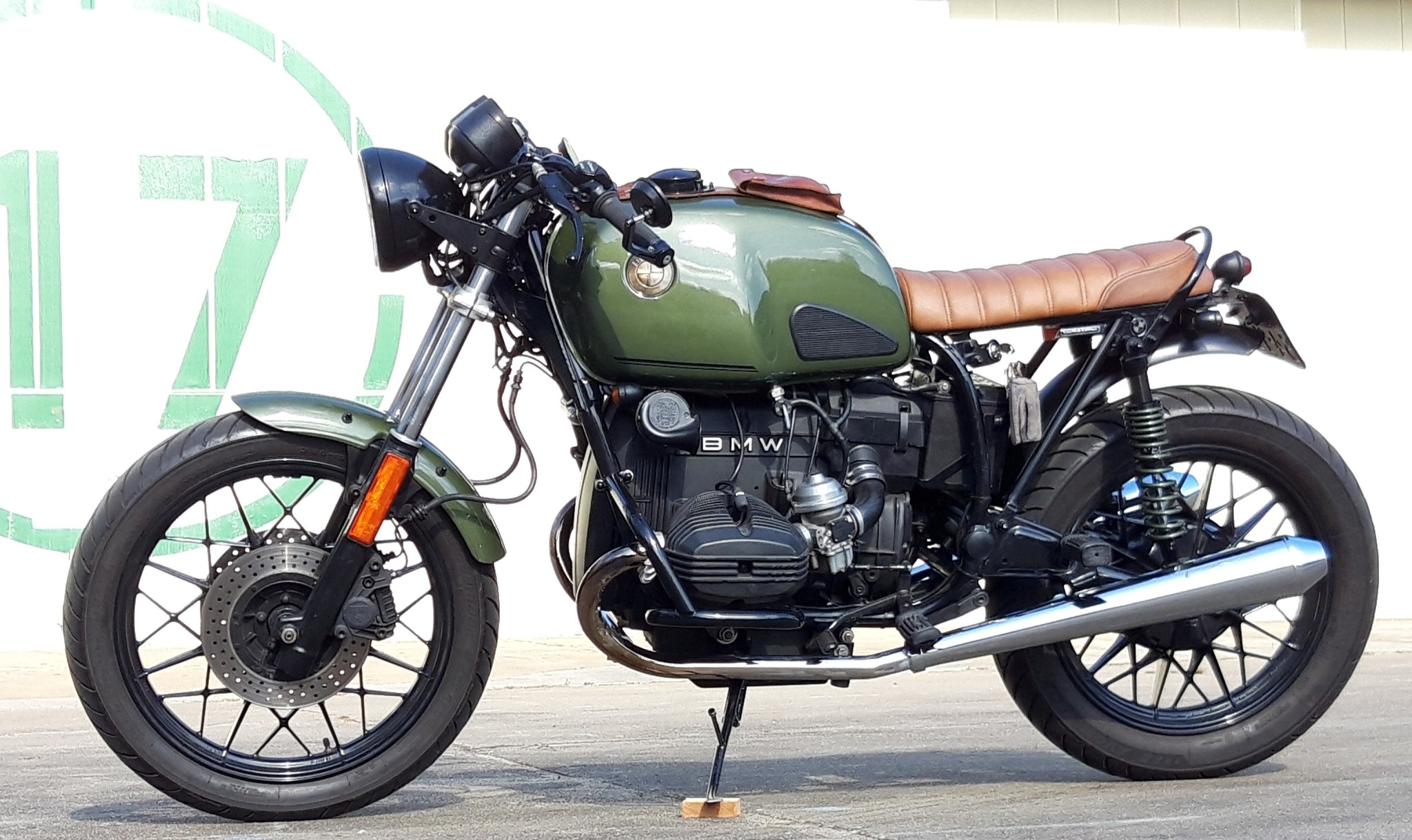 BMW R100 Cafe Racer - The story behind the bike - CafeRacerWebshop.com