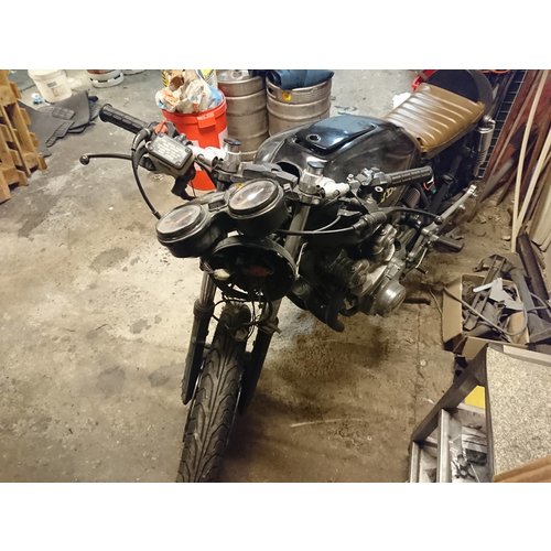 Honda tipo CB900 F