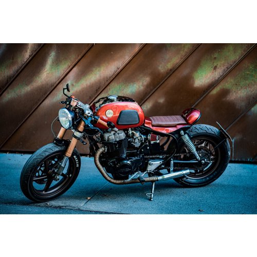 SOLD 83 Honda CM400 T.