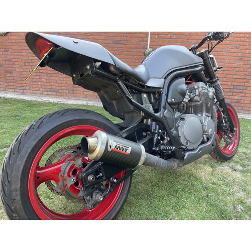 Suzuki GSX-r600 Bandit Cafe Racer