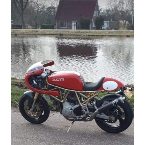 Ducati 750ss cafe racer