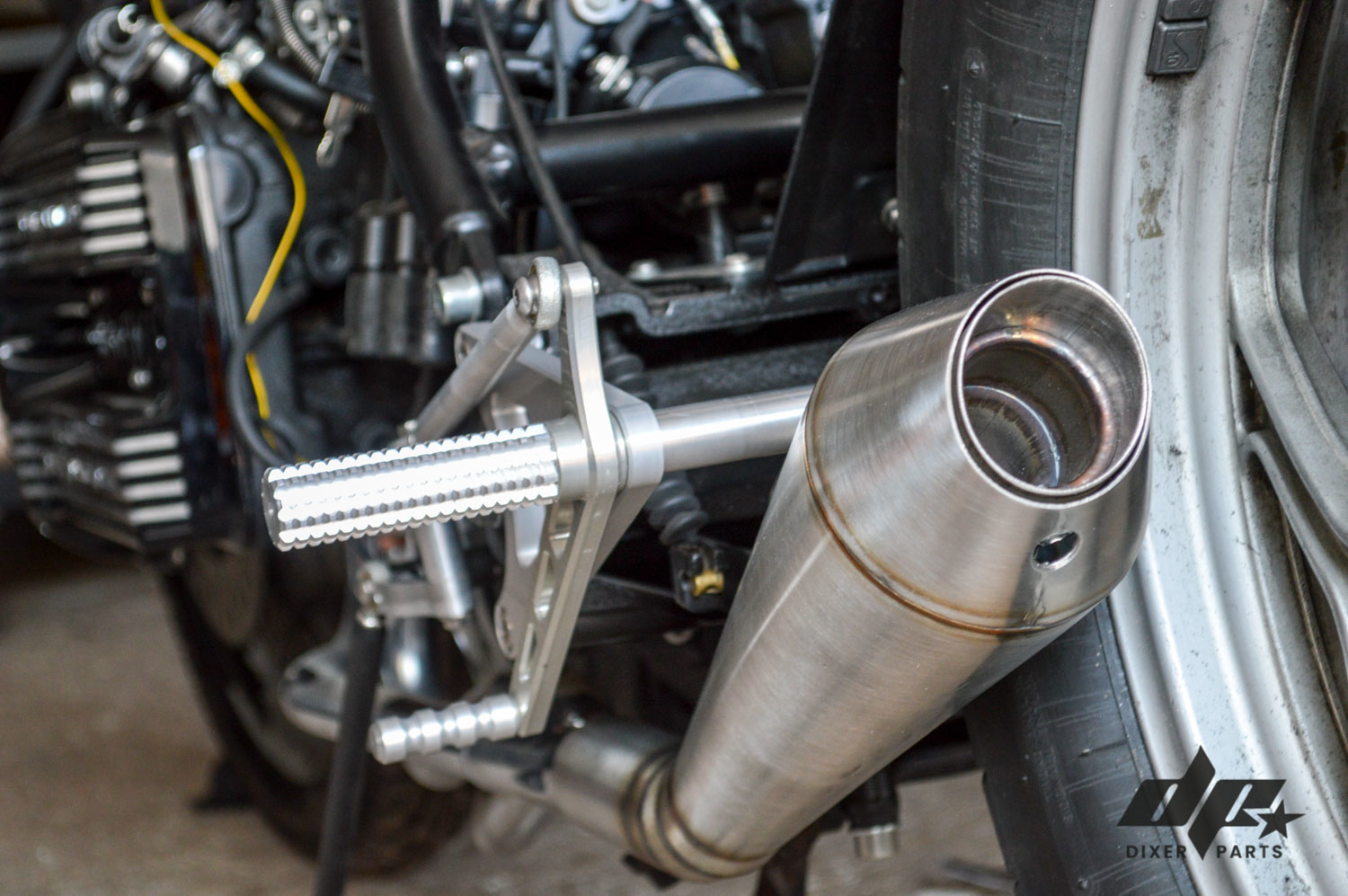 k75 exhaust