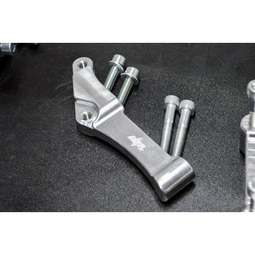 Dixerparts Actualiza el Soporte Adaptador de Pinza Brembo-100 mm para Harley Davidson Dyna ('06-'17) | Izquierda