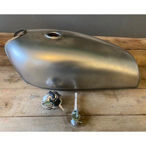 Caferacer Benzinetank XF125 Style Type 12