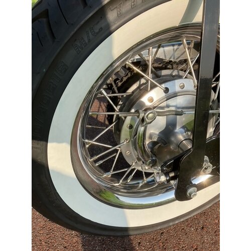 Genial Bobber VN800 a la venta