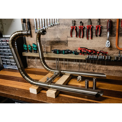 Motone Nautilus-Auspuffanlage | Speed Twin/Thruxton 1200 Oder T120/T100 Bonneville Oder Bobber Oder Street Twin / Speed Twin 900