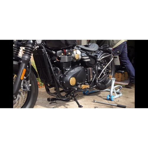 Motone Ranger voetsteunen | Triumph Bobber | Messing