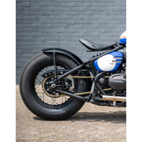 Motone | Protezione catena Triumph Bobber | Nero lucido