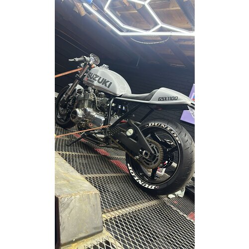 Suzuki GSX1100 cafe racer