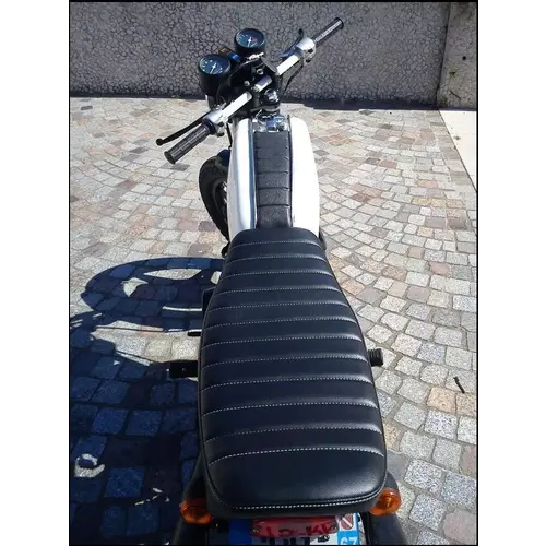 Honda CB 125 T del año 1982 con 25000 km Cafe Racer