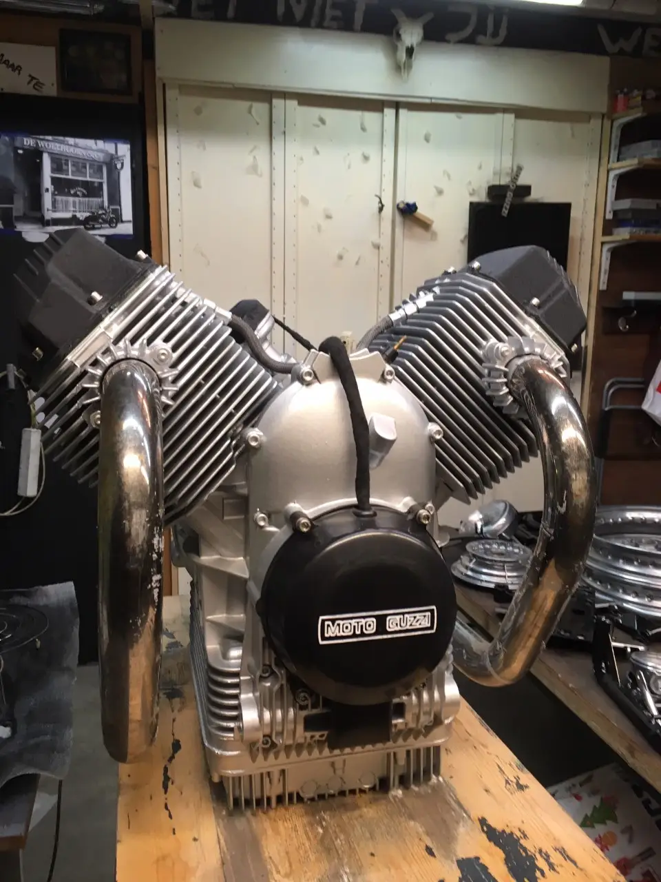 Painted engine with primer