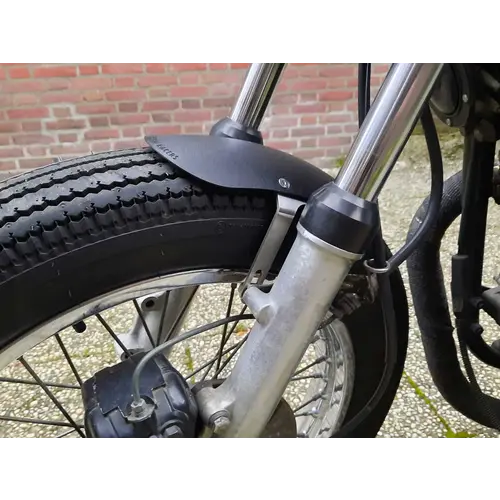 Raw Metal Racers Vorderer Kotflügel Raw Metal Racers Kawasaki KZ '76 - '84 wählen Sie das richtige Material