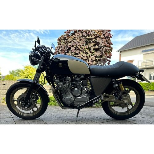 base XJ900, built in 1994