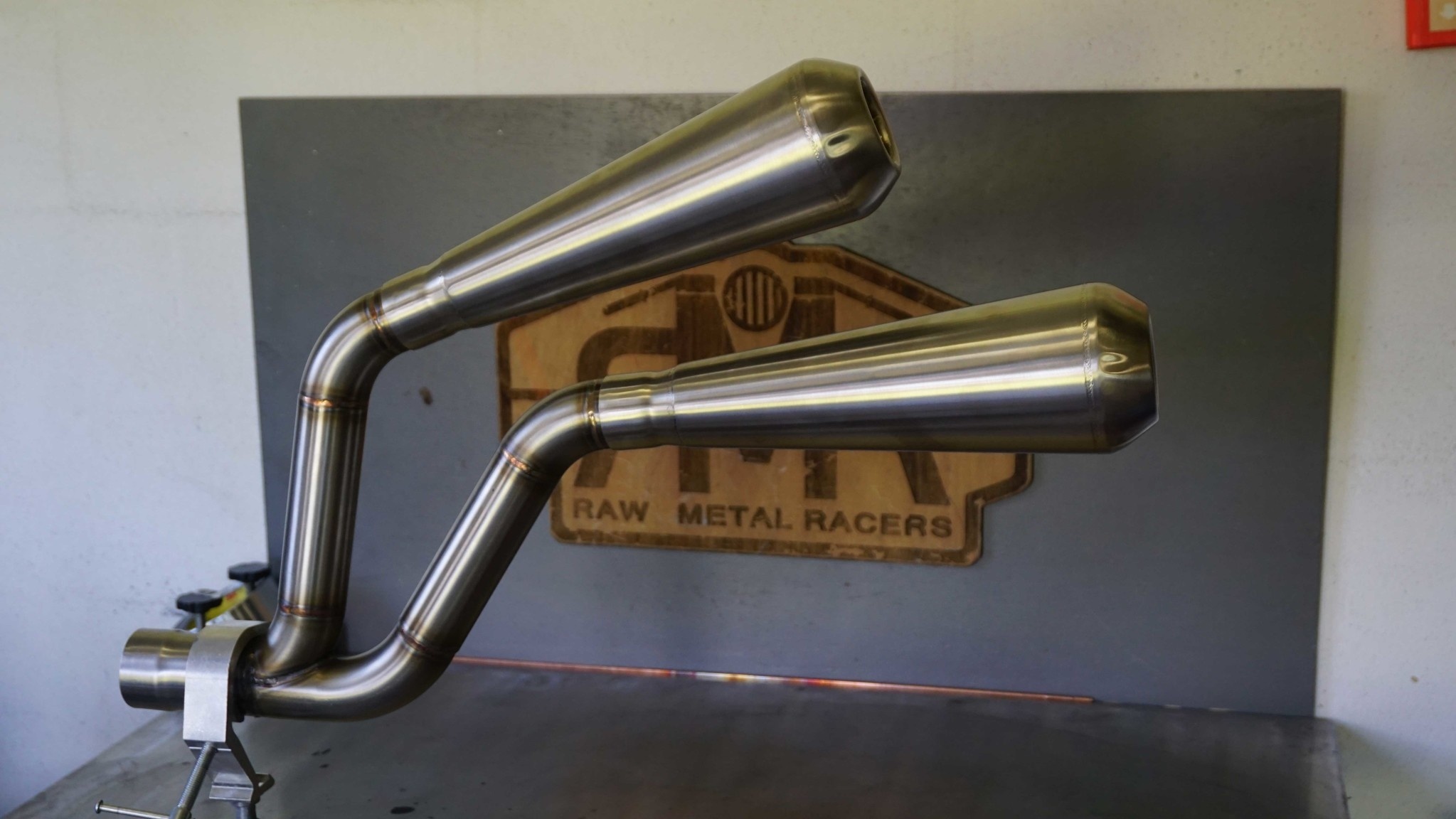 Tubo de escape doble de montaje alto BMW K100 (acero inoxidable)