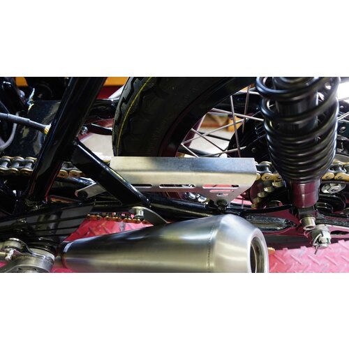 Raw Metal Racers Honda CB500 / 550 FOUR Kettingkast