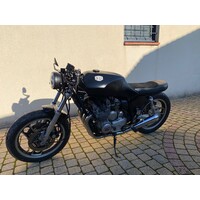 Yamaha XJ 900 café racer zwart