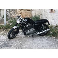 Triunfo Thruxton 900