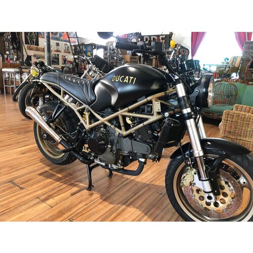 Ducati ST2 uit 1998