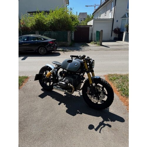 BMW R100